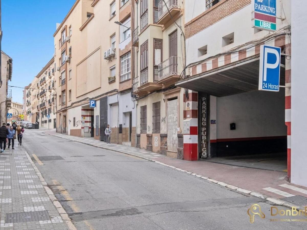 Family Flat In Málaga